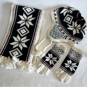 Ralph Lauren Girls 2-6X Winter Set Scarf Gloves And Hat Black Cream Snowflakes